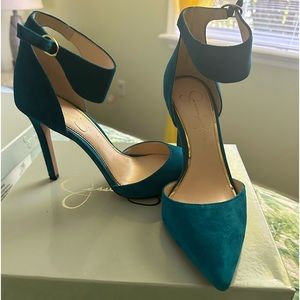 Jessica Simpson, cerulean lux kid suede. Size 7.5